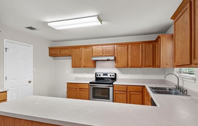 659  Lynx Mtn, San Antonio, TX 78251 — photo 11