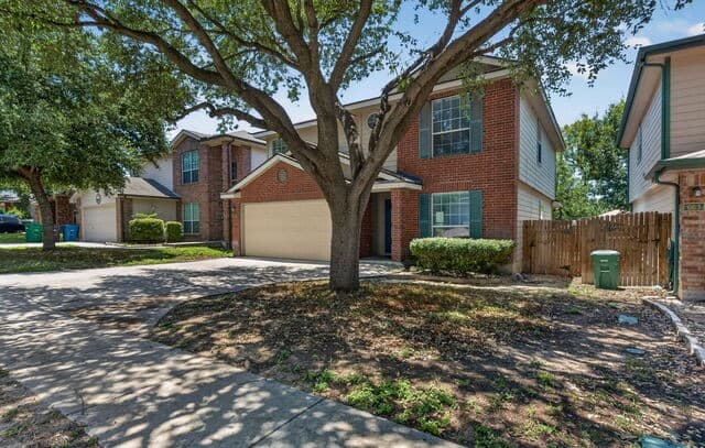 659  Lynx Mtn, San Antonio, TX 78251 — photo 2