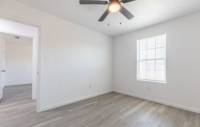 1006  County Road 4516, Castroville, TX 78009 — photo 21