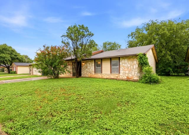 5722 Timberhill