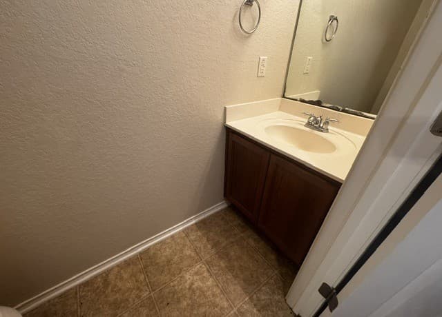 3614  Dunlap Flds, Converse, TX 78109 — photo 5