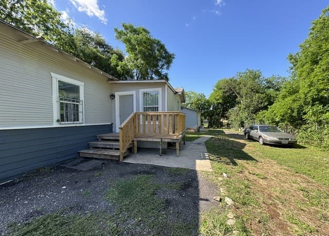 520 W Mitchell St, San Antonio, TX 78204 — photo 17