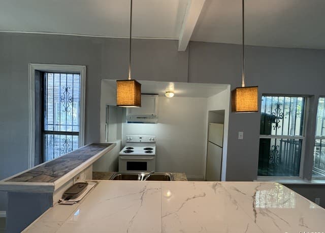520 W Mitchell St, San Antonio, TX 78204 — photo 3