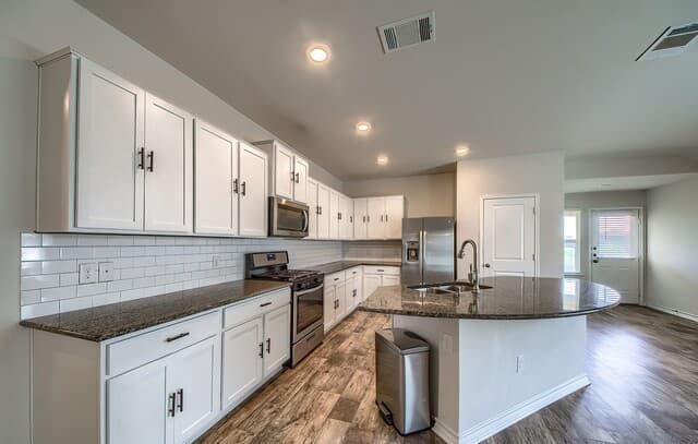 13210  Cadenza Crk, San Antonio, TX 78252 — photo 9
