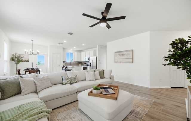 10318  McQueeney, San Antonio, TX 78252 — photo 4