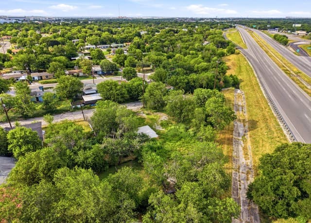 350  Morningview Dr, San Antonio, TX 78220 — photo 10