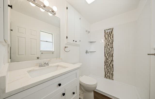 5611  Green Manor St, San Antonio, TX 78223 — photo 11