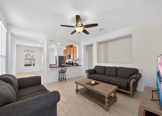 11663  Midnight Rain, San Antonio, TX 78245 — photo 3