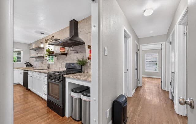 423  Craigmont Ln, San Antonio, TX 78213 — photo 12