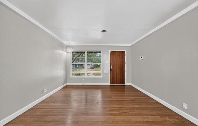 423  Craigmont Ln, San Antonio, TX 78213 — photo 5