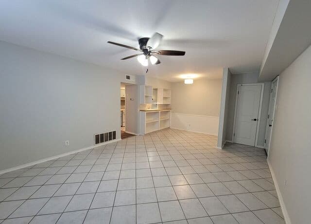 219 W Silver Sands Dr Unit 5, San Antonio, TX 78216 — photo 4