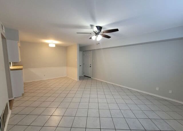 219 W Silver Sands Dr Unit 5, San Antonio, TX 78216 — photo 5