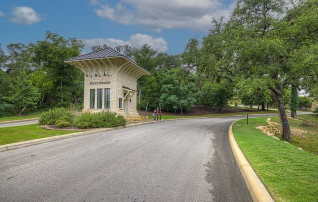 11240  Ensor St, Boerne, TX 78006 — photo 3