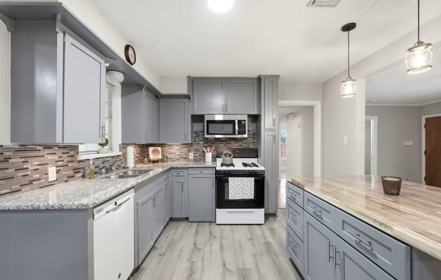 651  Shadywood, San Antonio, TX 78216 — photo 14