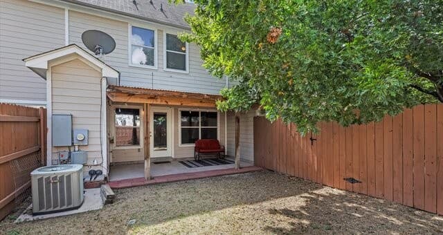 4139  Copano Bay, San Antonio, TX 78229 — photo 7