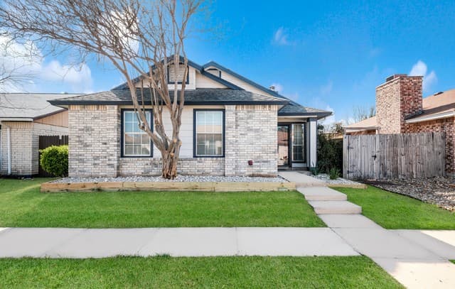 629 Fern Meadow Dr