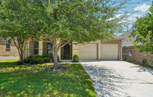 13810  Quiet Fox Ln