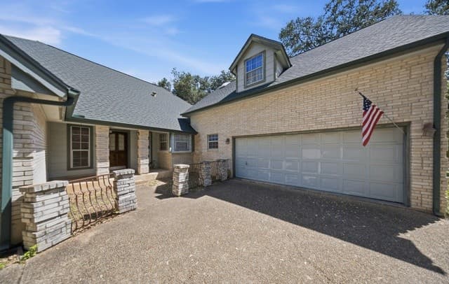 8423  Chesham, San Antonio, TX 78254 — photo 4