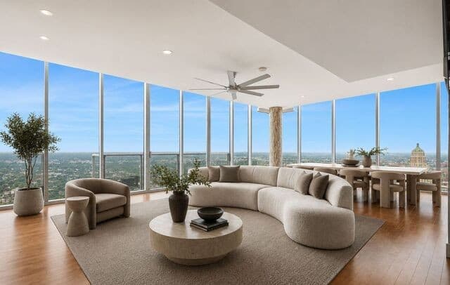 610 E Market St Unit 3001, San Antonio, TX 78205