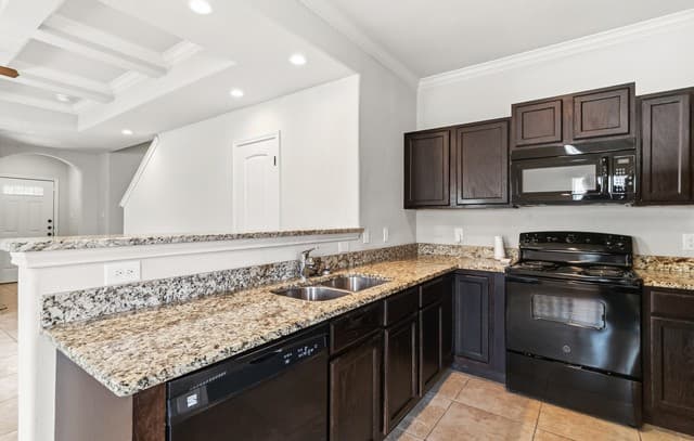 6015  Karly Way Unit 104, San Antonio, TX 78244 — photo 10