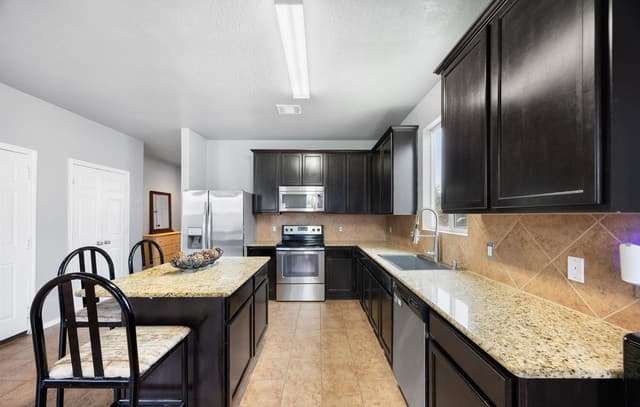 7418  Derby Vis, Selma, TX 78154 — photo 11