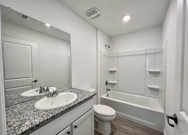 10015  Kersey Ml, San Antonio, TX 78224 — photo 10