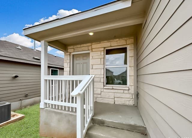 10015  Kersey Ml, San Antonio, TX 78224 — photo 3
