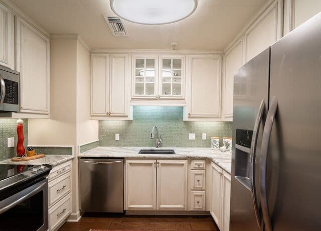 1  Towers Park Lane Unit 702, San Antonio, TX 78209 — photo 7