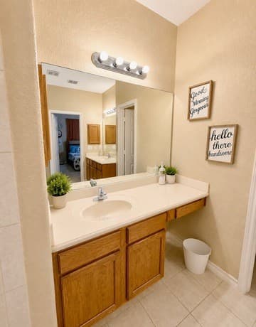 1848  Lost Trail, Pleasanton, TX 78064 — photo 10