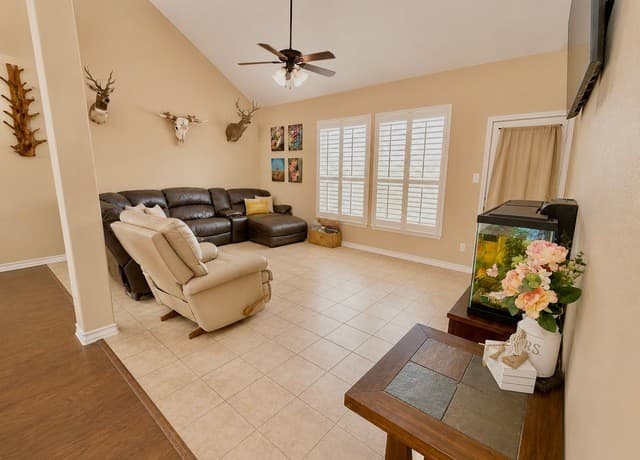 1848  Lost Trail, Pleasanton, TX 78064 — photo 4