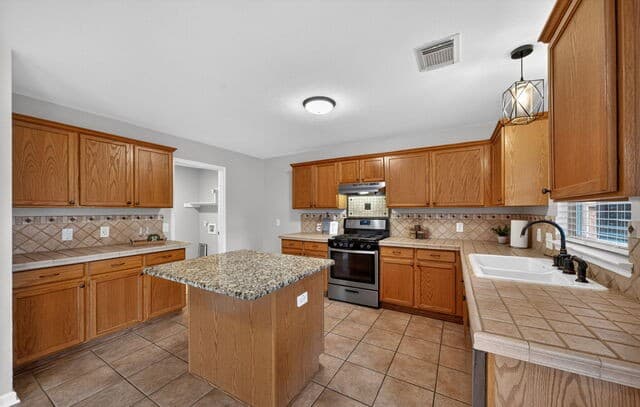6517  Rosethorn Dr, San Antonio, TX 78249 — photo 11
