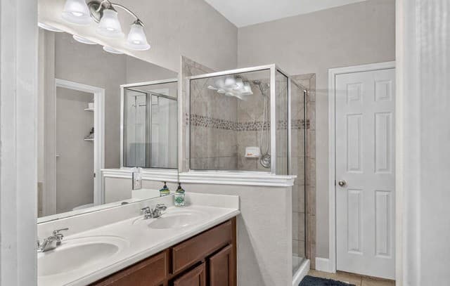 3319  Valley Crk, San Antonio, TX 78261 — photo 19