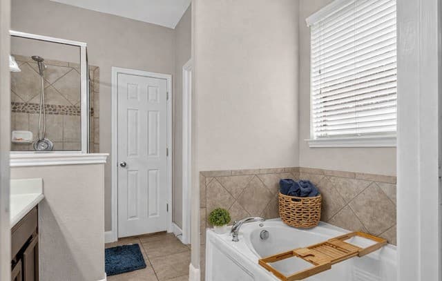 3319  Valley Crk, San Antonio, TX 78261 — photo 21
