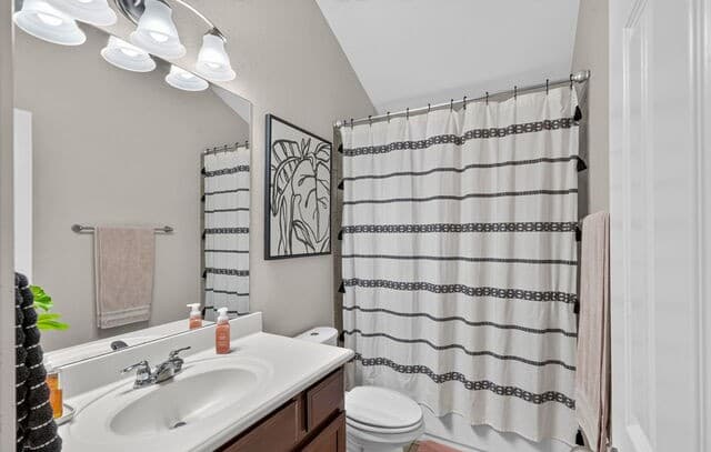 3319  Valley Crk, San Antonio, TX 78261 — photo 24