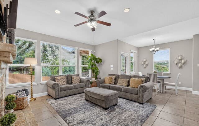 3319  Valley Crk, San Antonio, TX 78261 — photo 8