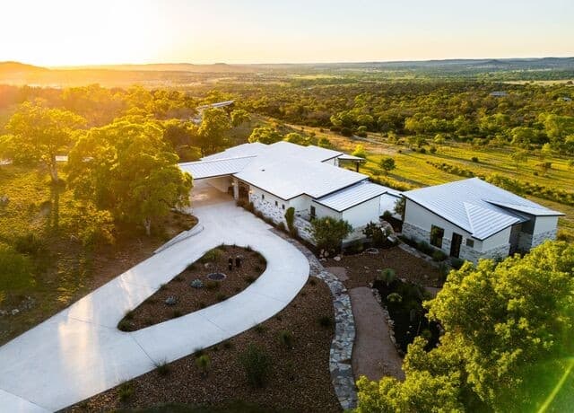 214 Jungfrau Hill Rd
