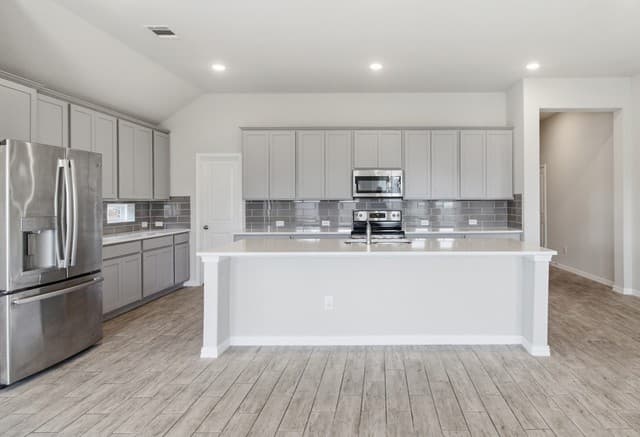 253  Holland Park, Schertz, TX 78108 — photo 13