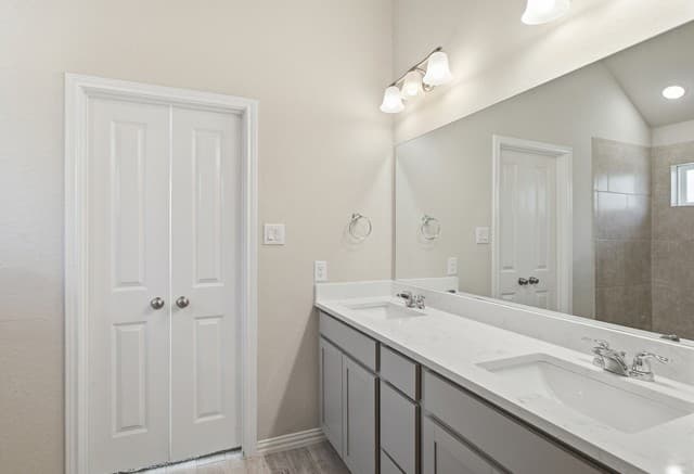 253  Holland Park, Schertz, TX 78108 — photo 18