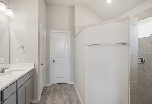 253  Holland Park, Schertz, TX 78108 — photo 19