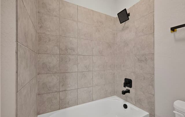 10423  Green Prairie, San Antonio, TX 78223 — photo 13