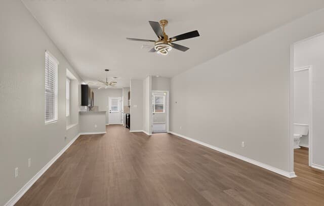10423  Green Prairie, San Antonio, TX 78223 — photo 5