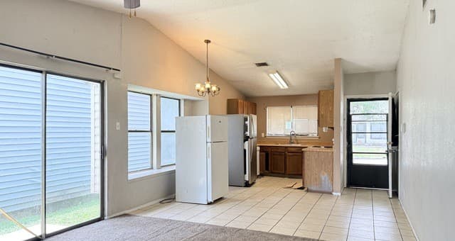 4122  Sunrise Creek Dr, San Antonio, TX 78244 — photo 3