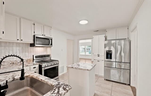 231  Cicero Dr, San Antonio, TX 78218 — photo 12