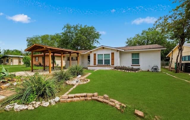 231  Cicero Dr, San Antonio, TX 78218 — photo 2