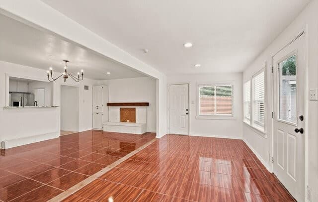 231  Cicero Dr, San Antonio, TX 78218 — photo 5