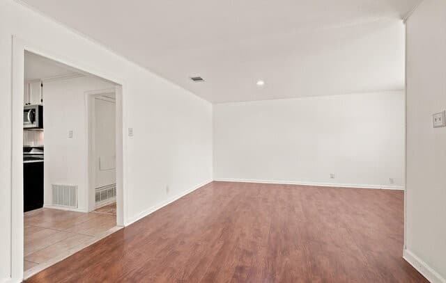 231  Cicero Dr, San Antonio, TX 78218 — photo 7