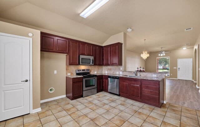 2119  Catfish Pond, San Antonio, TX 78224 — photo 13