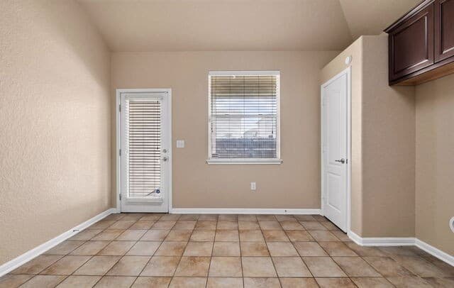 2119  Catfish Pond, San Antonio, TX 78224 — photo 14