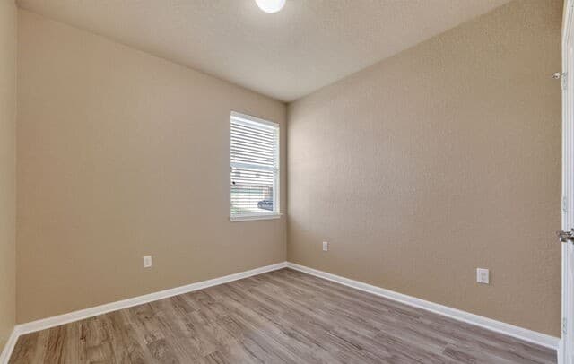 2119  Catfish Pond, San Antonio, TX 78224 — photo 16