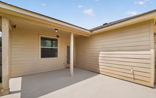 2119  Catfish Pond, San Antonio, TX 78224 — photo 25